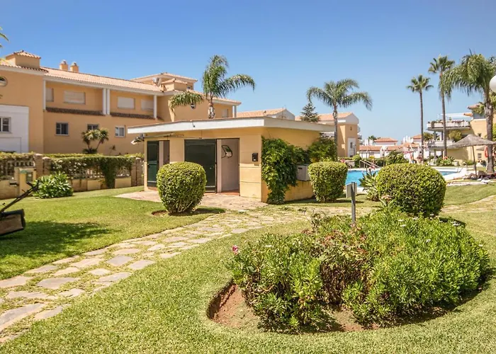 2 Bedroom Awesome In Marbella
