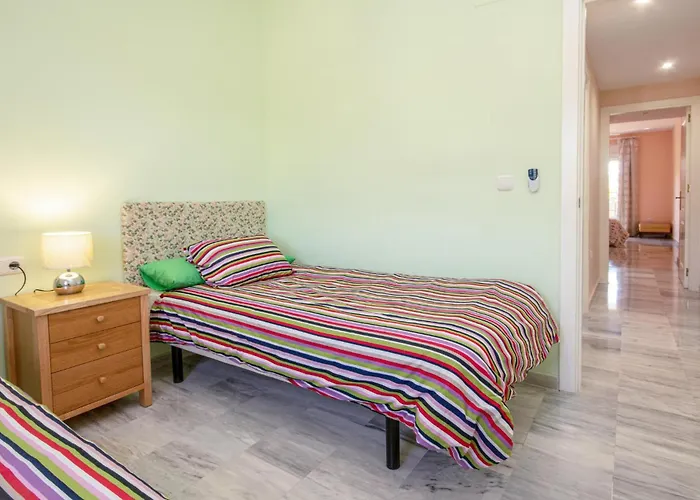 2 Bedroom Awesome In *