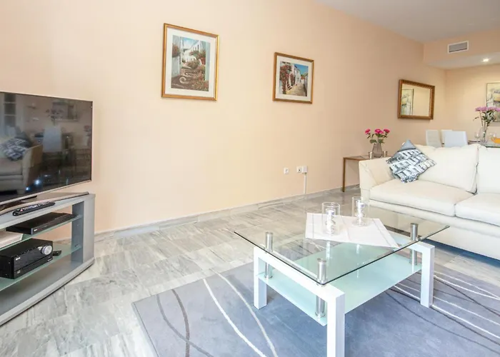2 Bedroom Awesome In Marbella