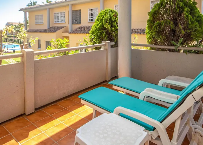 Apartment 2 Bedroom Awesome In *