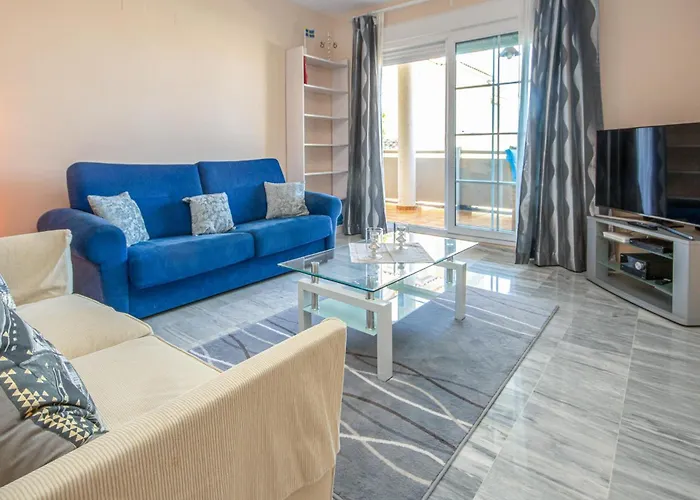 Apartment 2 Bedroom Awesome In *