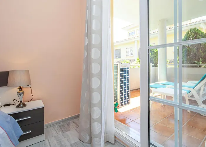2 Bedroom Awesome In Lägenhet