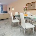 Apartment 2 Bedroom Awesome In
