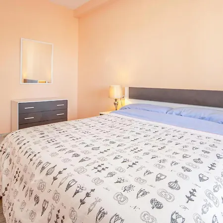 Awesome In With Kitchen * Marbella