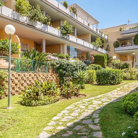 2 Bedroom Awesome In Appartamento *